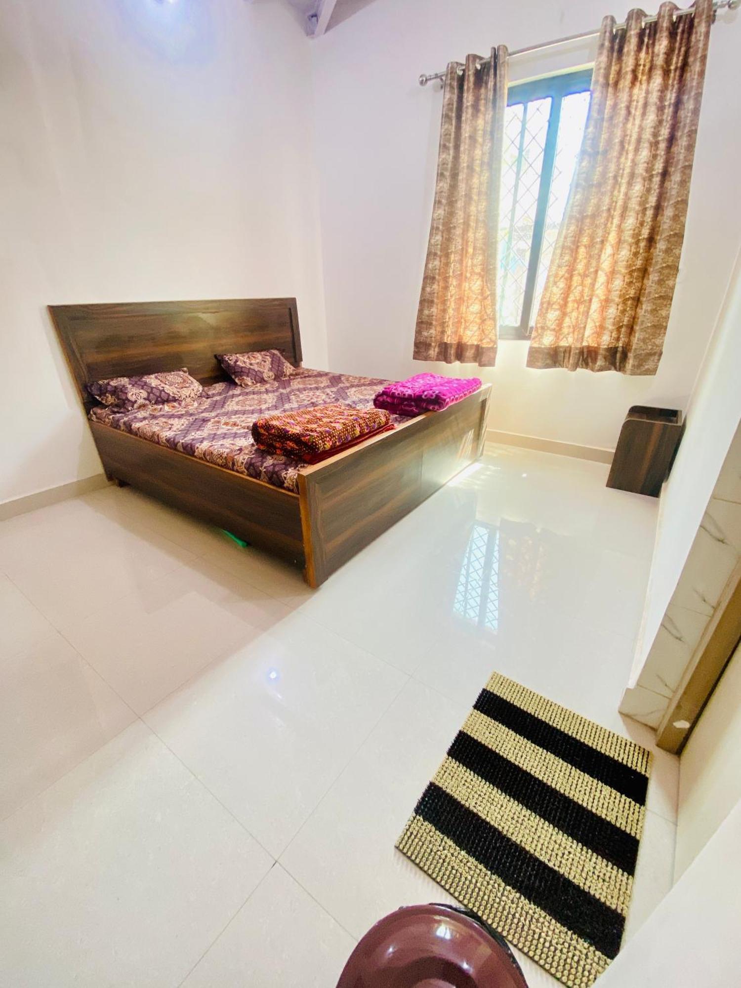 Nirupam Sadan Homestay Vrindāvan Exteriér fotografie